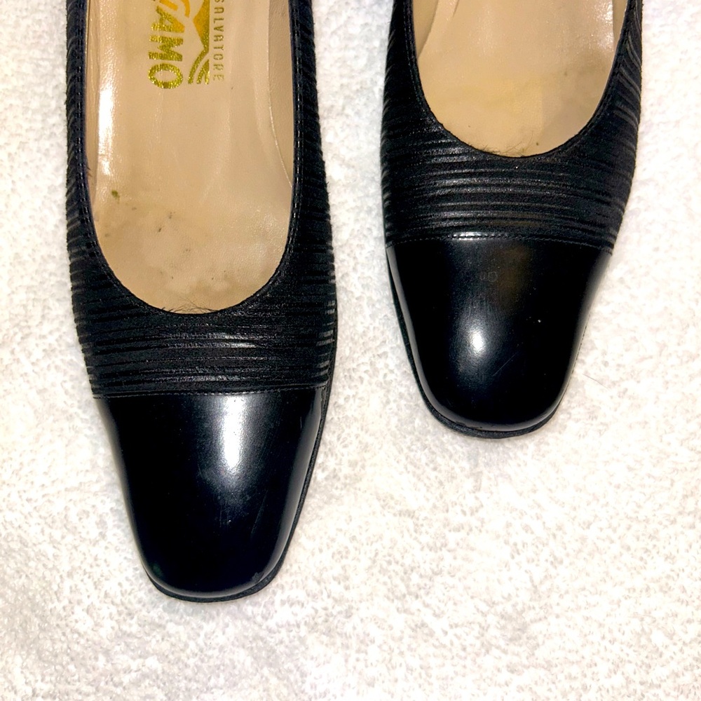 Beautiful Ferragamo 2in Classic Black Pump
